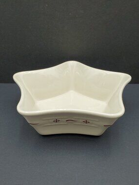 Longaberger Woven Traditions Red Large Star Shaped Dish Paprika Star Bowl